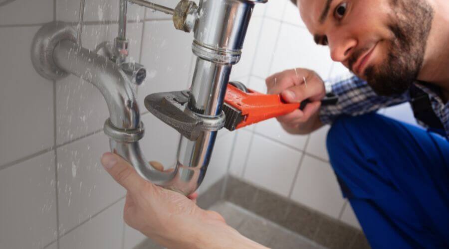 Professional tankless water heater installation in Middletown, MO